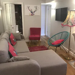 Apartment 2 Bed, Ground Floor Bijou Georgian, Bath